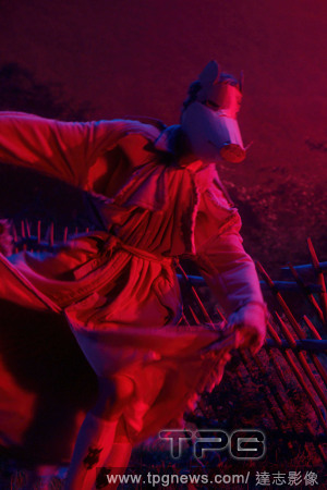T114076735