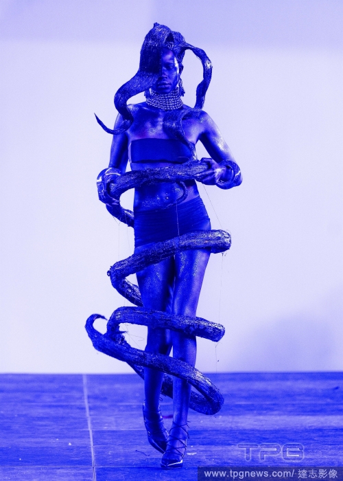 T163212514