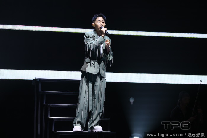 T164541374