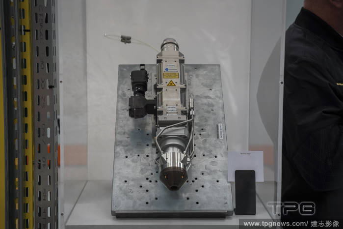 T165695487