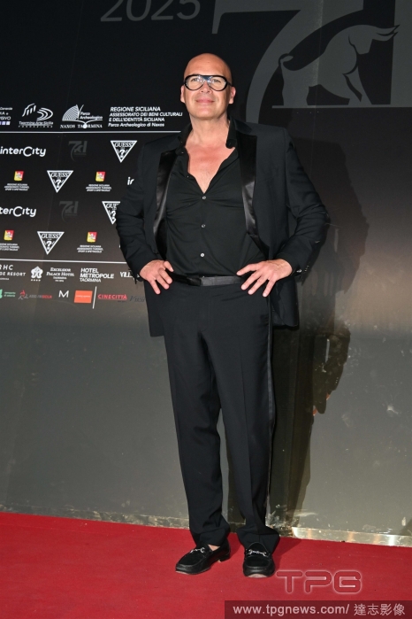 T165716015