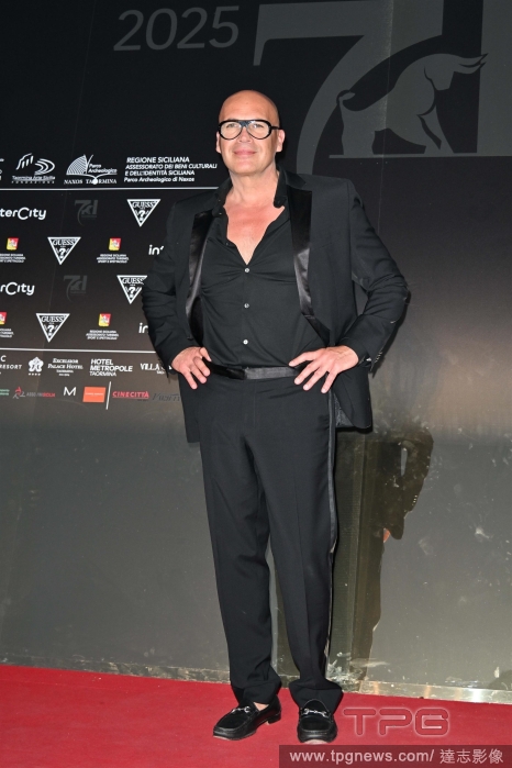 T165716165