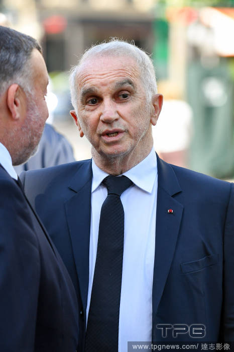 T165704988