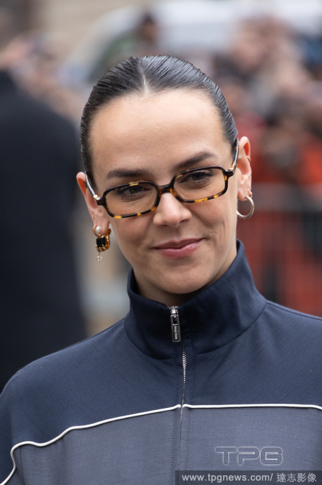 T160651344